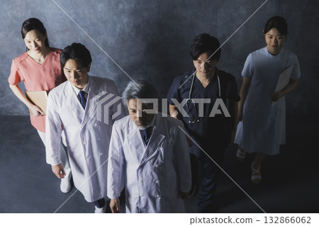 People who work in the medical field People who work in the medical field 132866062