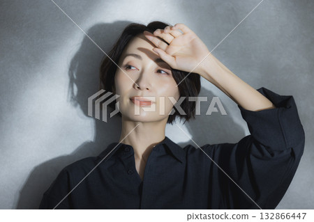 中年女性美女形象 132866447