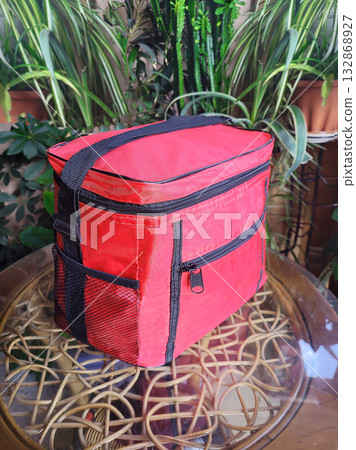 Red Insulated Bag for Food Storage 132868927