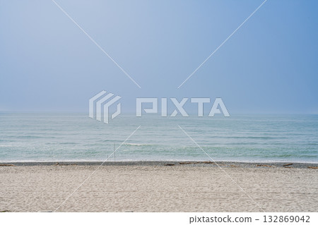 Scenery of Samejima Beach in Iwata City (Shizuoka Prefecture) Scenery of Samejima Beach in Iwata City (Shizuoka Prefecture) 132869042