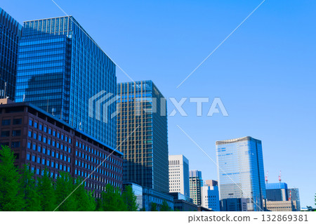 [Tokyo] Cityscape around Tokyo Station in May 132869381