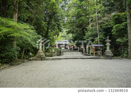 宮崎縣角野町角野神社、參道及拱橋 132869658