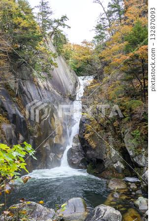 仙賀瀑布、昇仙峽、秋季、11月[山梨縣甲府市] 132870093