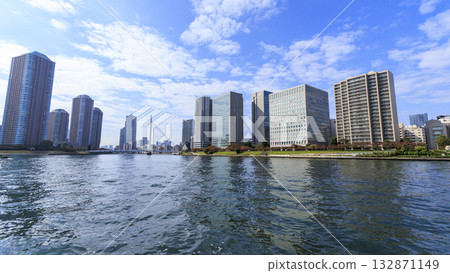 隅田川的秋季水量 132871149