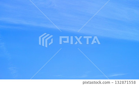 藍色的天空和雲圖像 藍色的天空和雲圖像 132871558