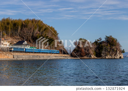 【JR西日本山陽本線】EF65型+12係客車 【JR西日本山陽本線】EF65型+12係客車 132871924