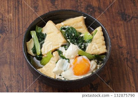 炸豆腐和燉小松菜 132875790