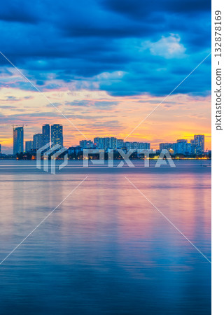 West Lake Hanoi at Sunset 132878169