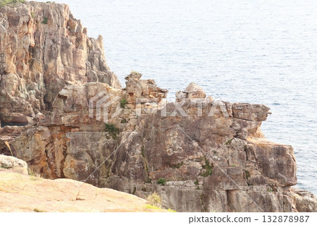 Three-tiered cliff Three-tiered cliff 132878987