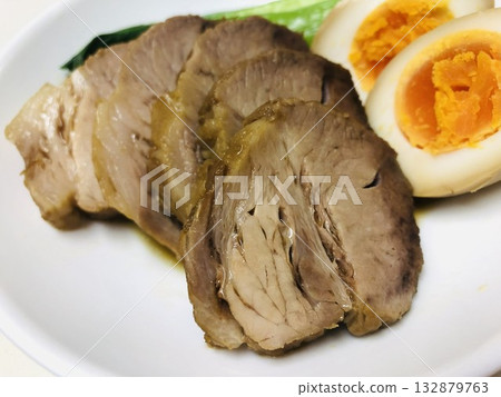 Braised pork and seasoned egg with bok choy, close-up 132879763