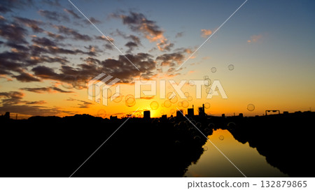 俯瞰埼玉新城的日落天空 132879865