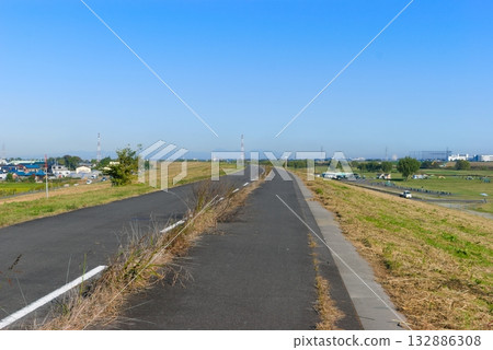 Edogawa Cycling Road Right Bank November 2025 132886308