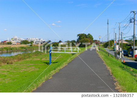 Along the Motoarakawa River, Koshigaya City, Saitama Prefecture November 2025 Along the Motoarakawa River, Koshigaya City, Saitama Prefecture November 2025 132886357