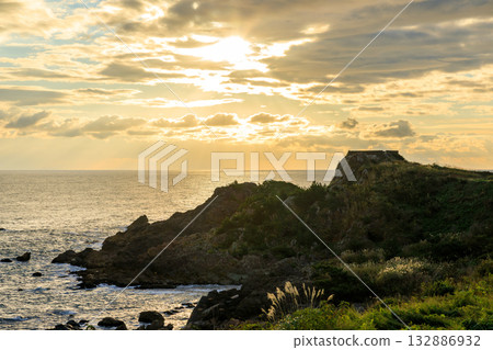 Autumn at Ashigaezaki Observatory and the sunrise, Hachinohe City, Aomori Prefecture Autumn at Ashigaezaki Observatory and the sunrise, Hachinohe City, Aomori Prefecture 132886932