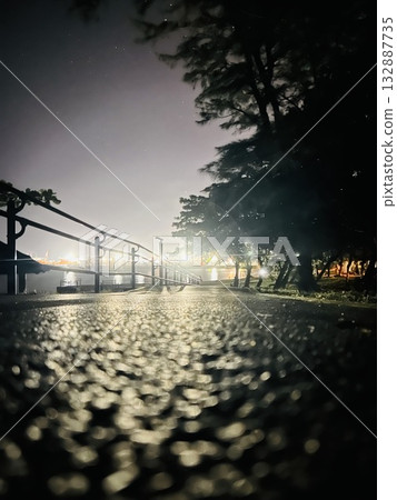 夜路，光影迴響 132887735