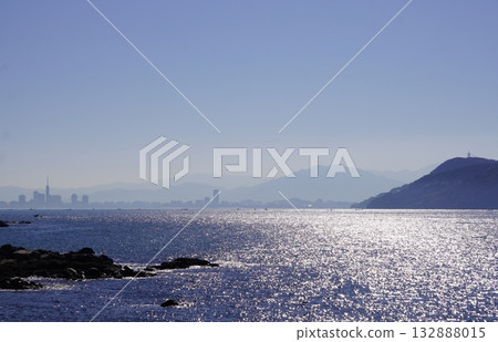 從志賀島紀念公園出發的博多灣和海濱百道 從志賀島紀念公園出發的博多灣和海濱百道 132888015