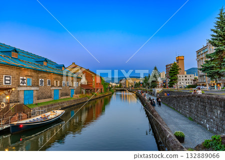 Evening view of Otaru Canal, Otaru City, Hokkaido Evening view of Otaru Canal, Otaru City, Hokkaido 132889066