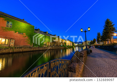 Night view of Otaru Canal, Otaru City, Hokkaido Night view of Otaru Canal, Otaru City, Hokkaido 132889097