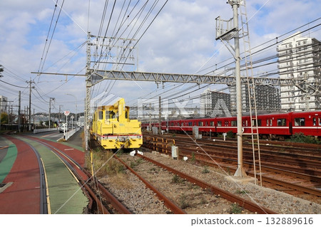 京急鐵道金澤檢修場的三軌鐵軌 132889616