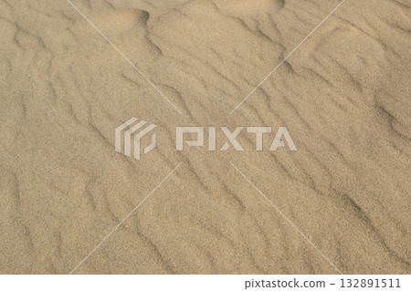 Tottori Sand Dunes, a sandy beach with beautiful wind ripples 132891511