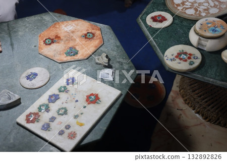 [India] Marble inlay work 132892826
