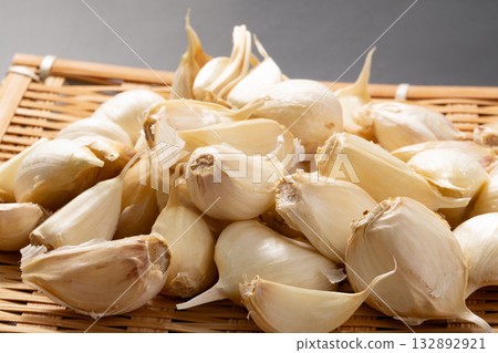 大蒜 132892921