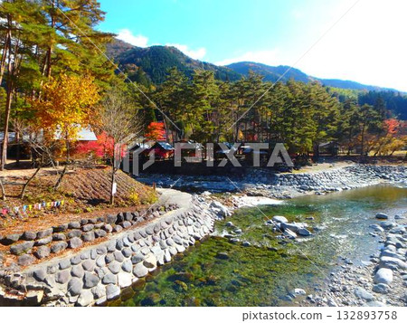 在築地峽和宮島露營地享受寧靜的秋日時光 132893758