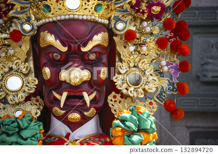Religious Art: The Magnificent Statue of Mazu's Guardian Deity - General Shunfeng'er Religious Art: The Magnificent Statue of Mazu's Guardian Deity - General Shunfeng'er 132894720