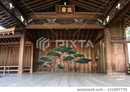靖國神社能樂劇院 132897739