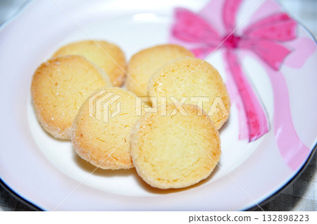 Delicious homemade butter cookies Delicious homemade butter cookies 132898223