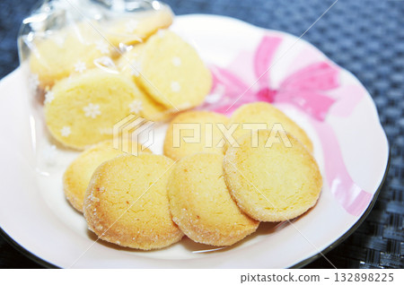 美味的自製奶油餅乾 132898225