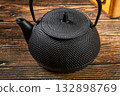 iron kettle 132898769