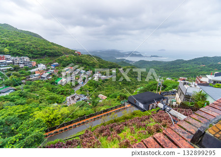 台灣：降雨機率90% 132899295