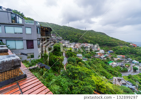 台灣：降雨機率90% 132899297