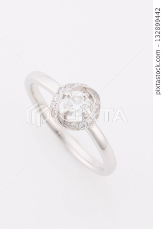 Diamond ring on white background 132899442