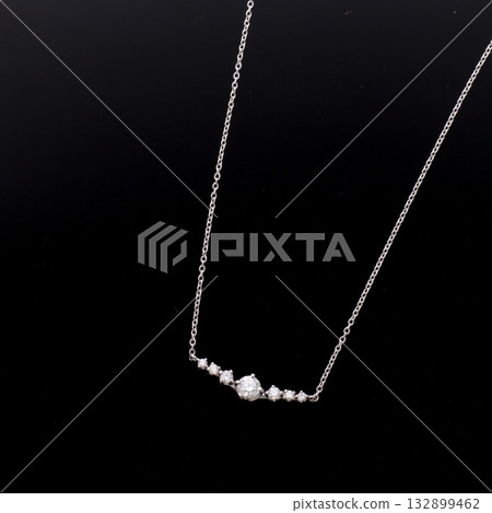 鑽石吊墜 132899462