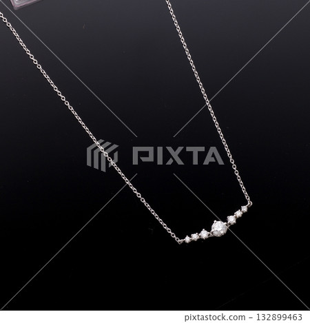 鑽石吊墜 132899463