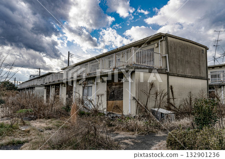 舊公寓大樓 132901236