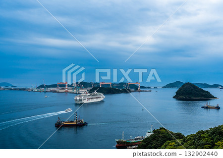 Nagasaki Port Passenger Ship Departure (Dream) from Megami Bridge [Nagasaki City] 132902440