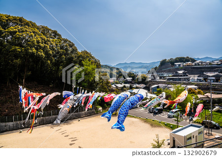 Carp streamers at Nakazato Fureai Park in Higashi-Nagasaki [Nagasaki City, Nagasaki Prefecture] 132902679