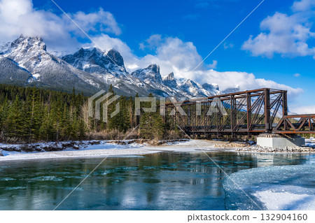 Canmore Engine Bridge and Mount Rundle in early winter, Alberta, Canada 132904160