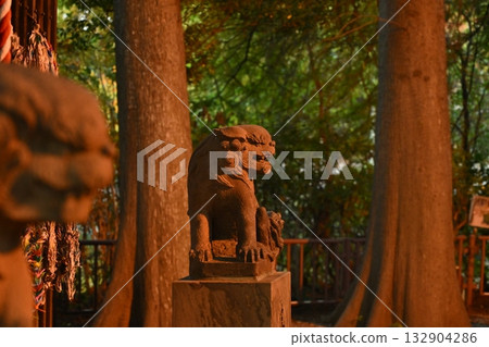 發光狛犬 132904286