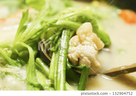 Hot pot dishes made with plenty of chicken, white fish, and vegetables—a warm winter treat 132904752