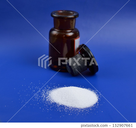 Potassium carbonate is the inorganic compound with the formula K2CO3. 132907661