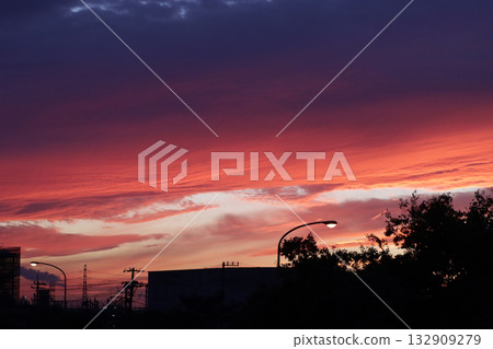 Sky of sunset 132909279