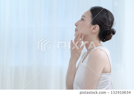 A woman who cares about the face line A woman who cares about the face line 132910634
