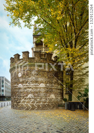 The nearly 2000-year-old Roman Tower (Roemerturm) in Cologne 132911264