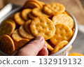 cracker, biscuit, biscuits 132919132