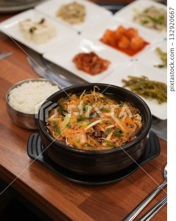 Korean traditional food. Spicy Beef and Vegetable Soup : yukgaejang 132920667