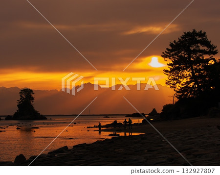 Amaharashi Coast - Onnaiwa Rock in the Morning Glow 132927807